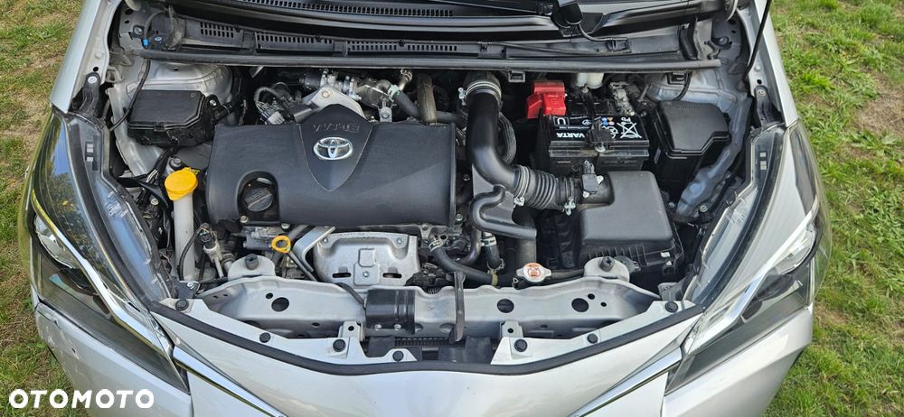 Toyota Yaris 1.5 Active - 11