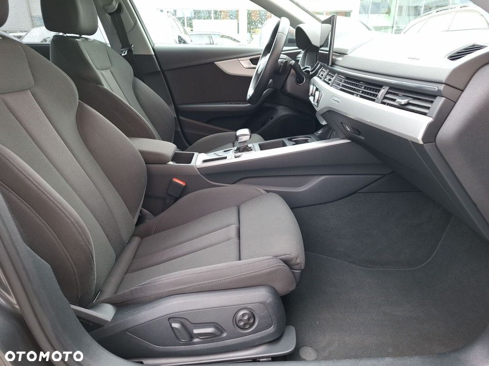 Audi A4 Avant - 22