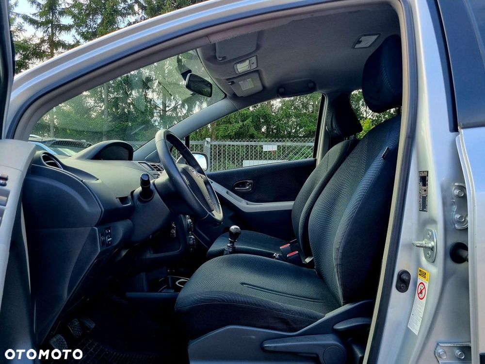 Toyota Yaris 1.33 Sol - 9
