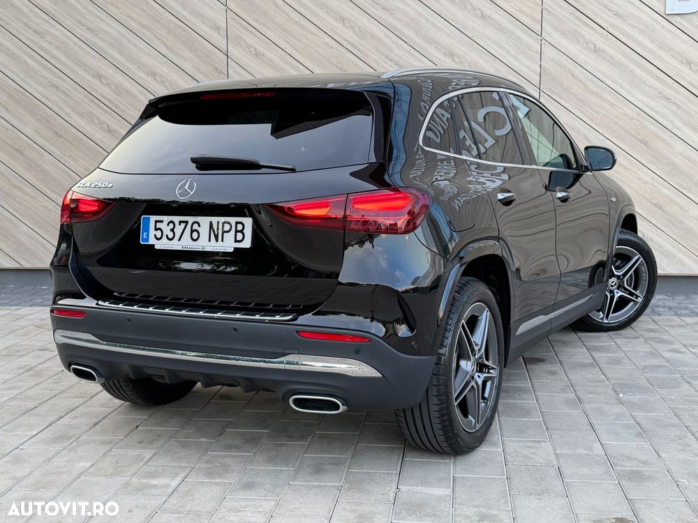 Mercedes-Benz GLA 250 e - 10