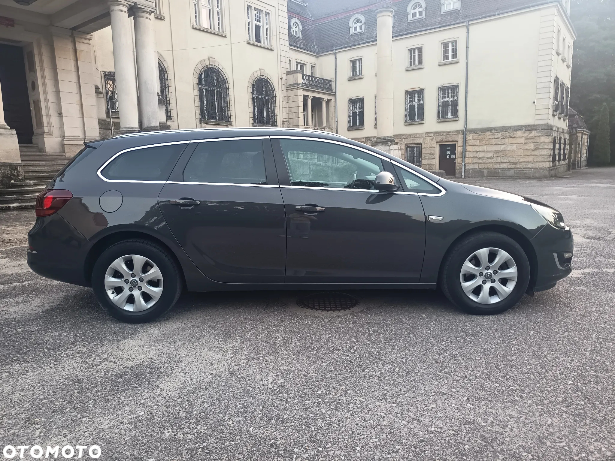 Opel Astra 1.6 CDTI DPF ecoFLEX Sports TourerStart/Stop Exklusiv - 9