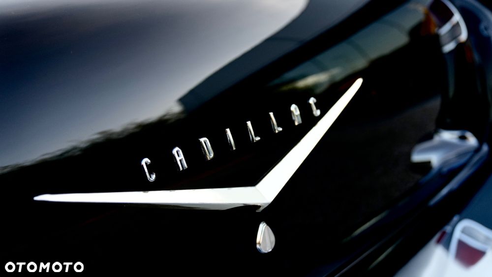 Cadillac Deville - 9