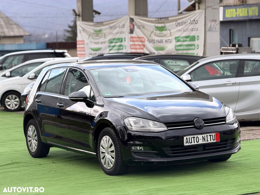 Volkswagen Golf - 12