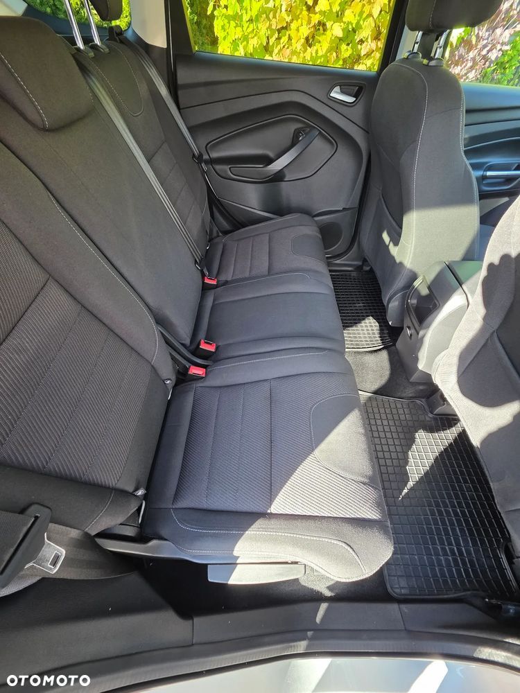 Ford Kuga 2.0 TDCi FWD Trend - 29