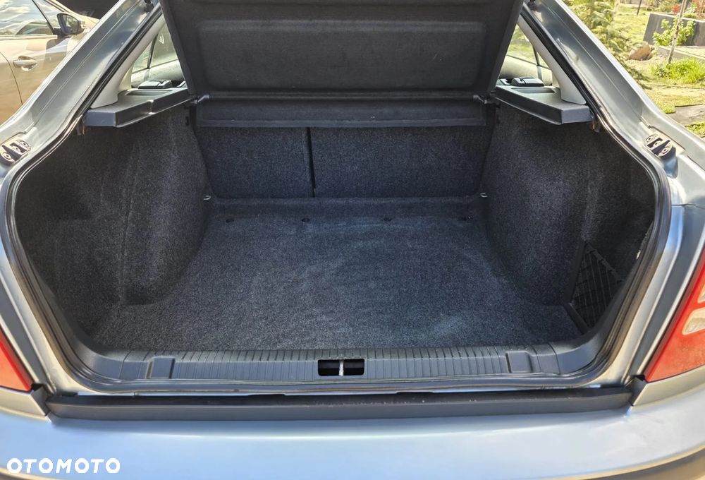 Skoda Octavia 1.6 Tour Ice - 7