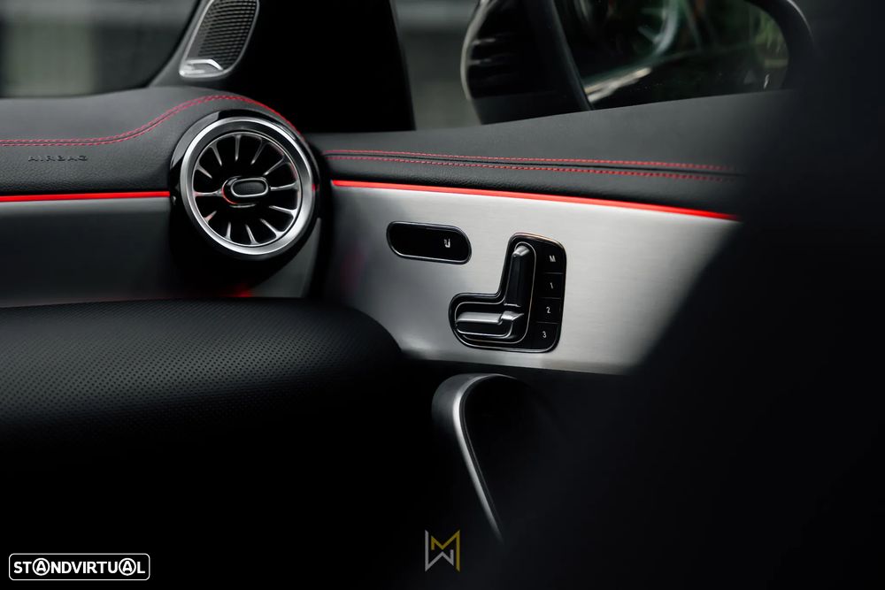 Mercedes-Benz CLA 250 e Shooting Brake AMG Line - 14