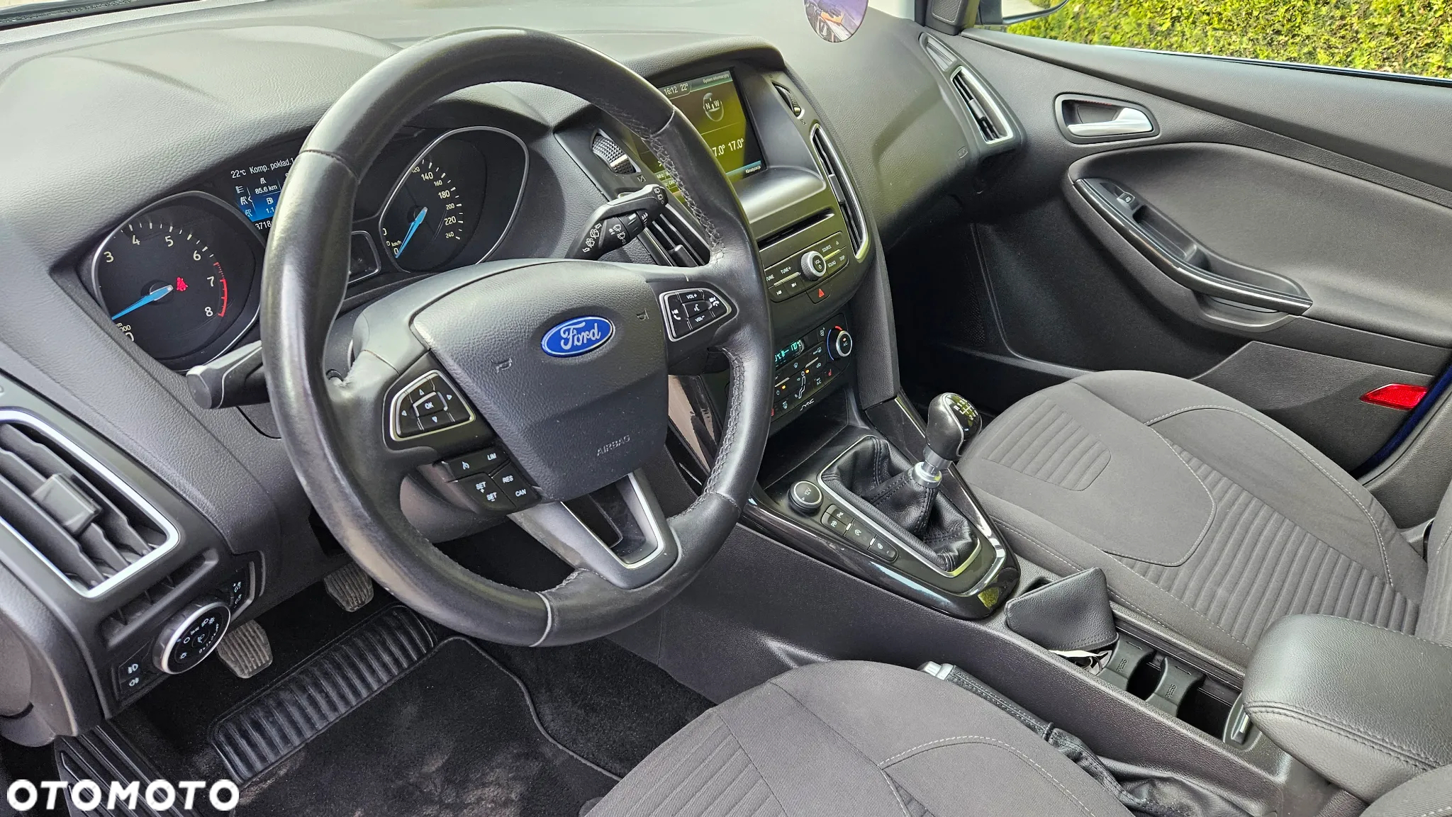 Ford Focus 1.0 EcoBoost Start-Stopp-System TREND - 9