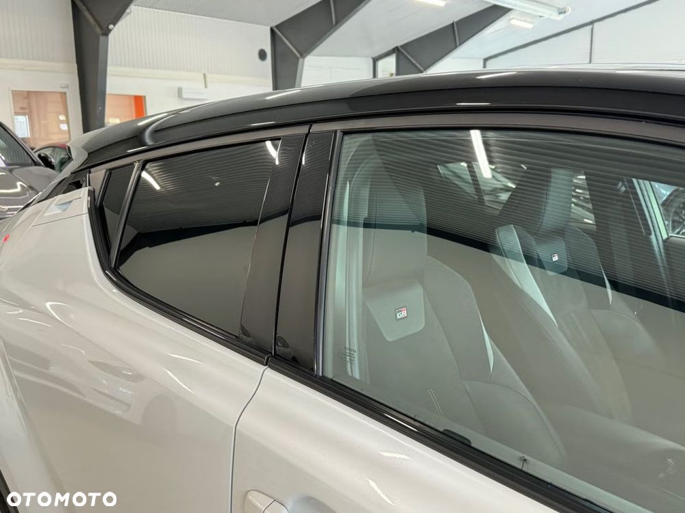 Toyota C-HR 1.8 Hybrid Dynamic - 14