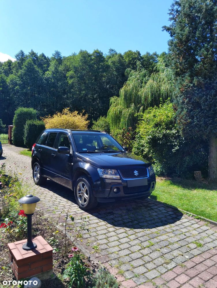 Suzuki Grand Vitara 2.0 - 1