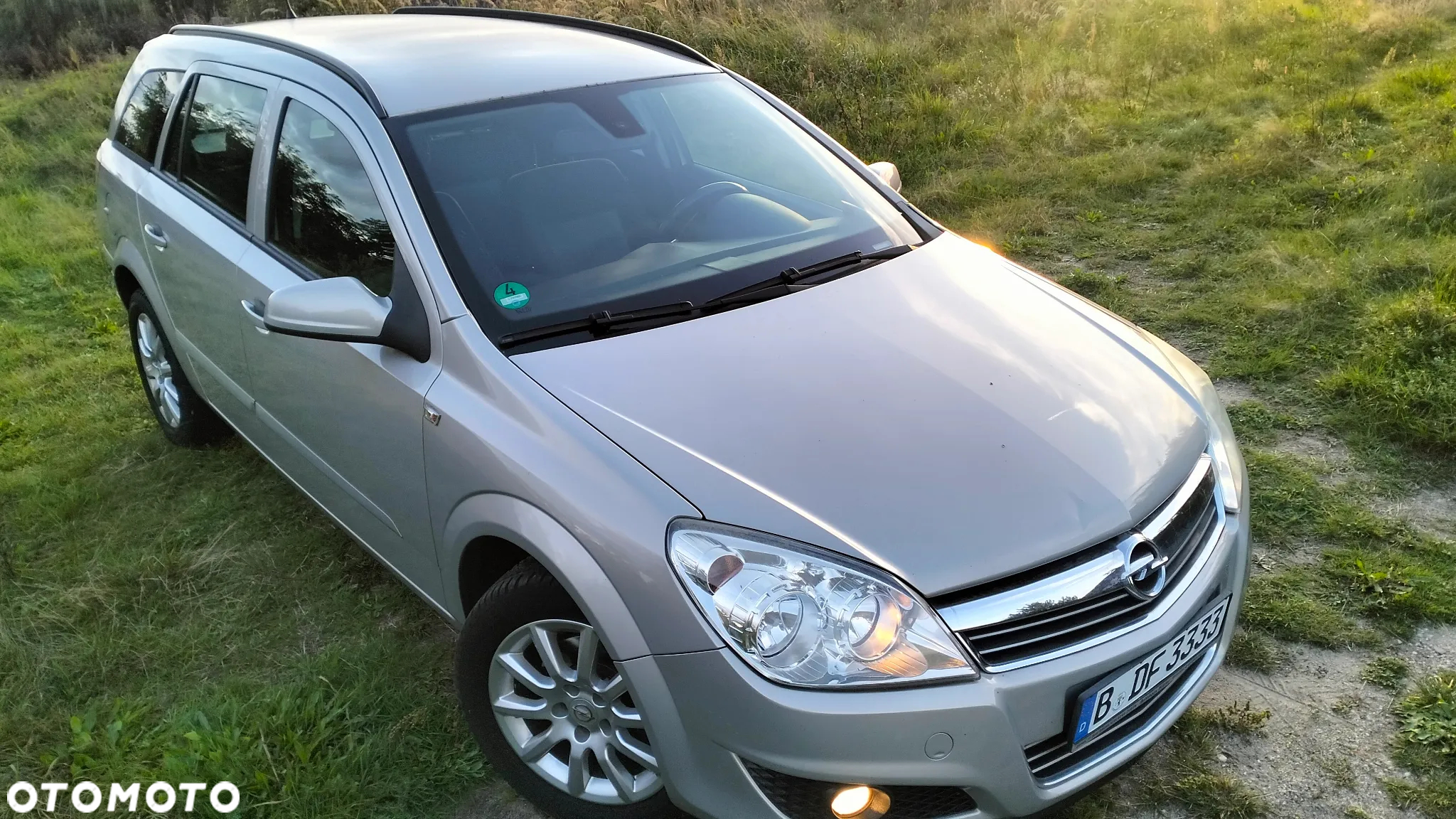 Opel Astra 1.6 Caravan Cosmo - 6