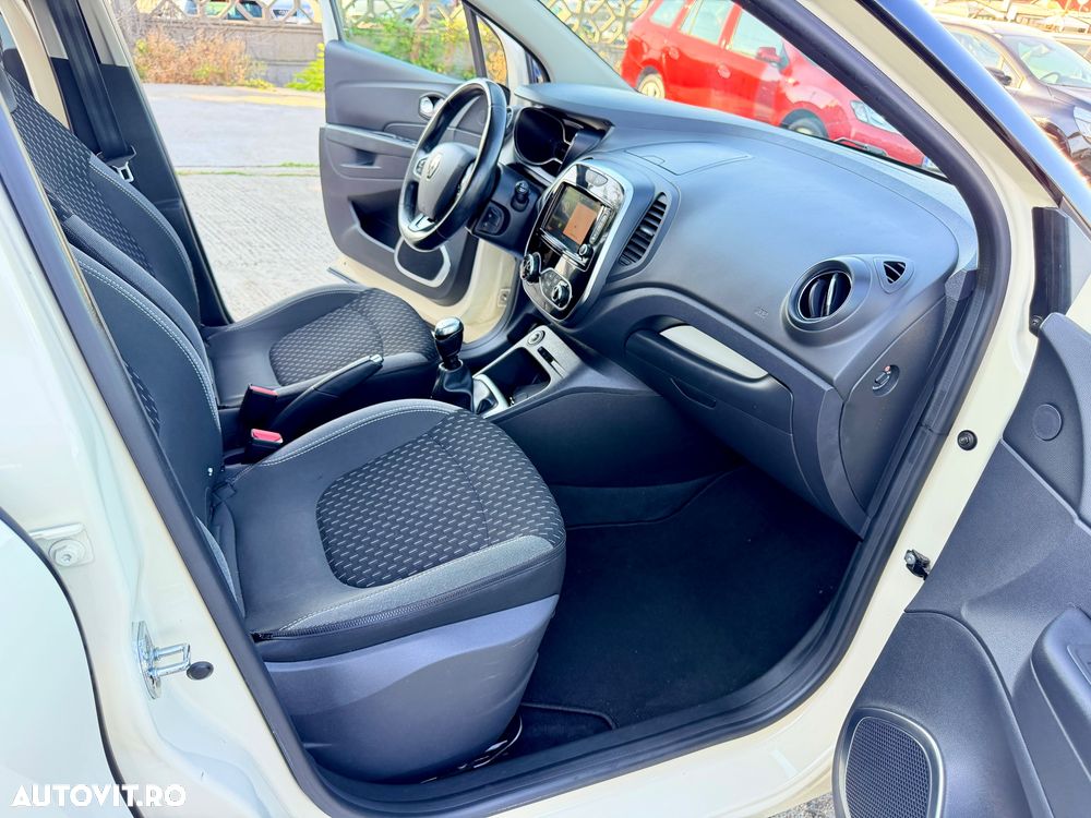 Renault Captur - 16