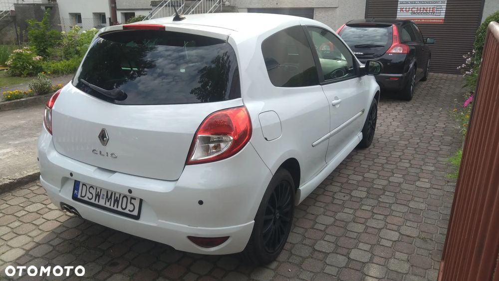 Renault Clio 1.6 16V GT - 3