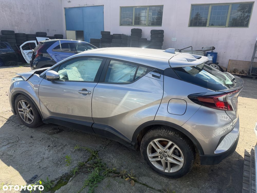 Toyota C-HR - 7