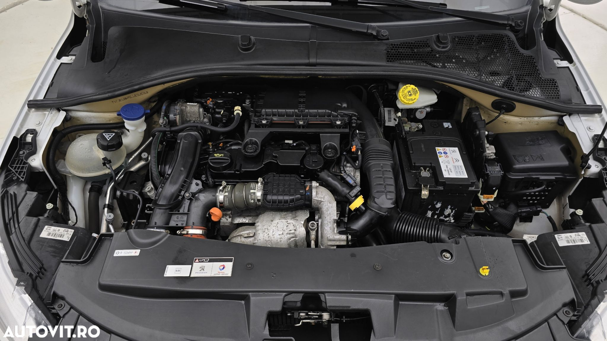Peugeot 301 1.6 BlueHDI FAP Active - 24