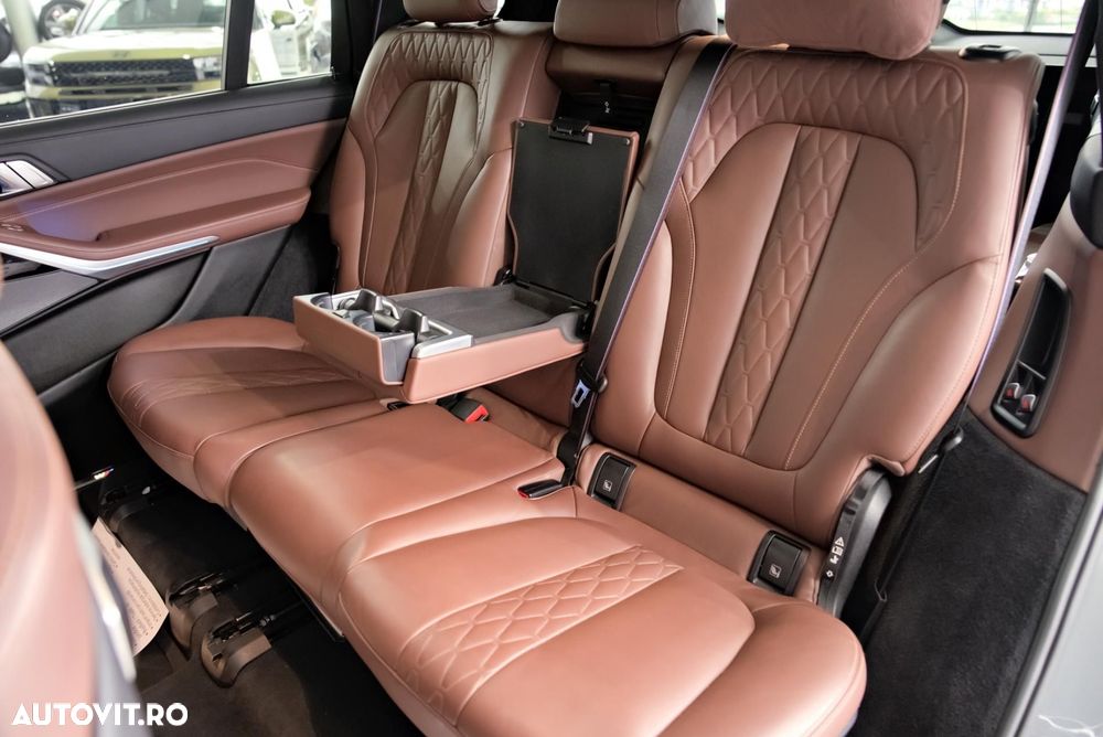BMW X7 xDrive40d - 28
