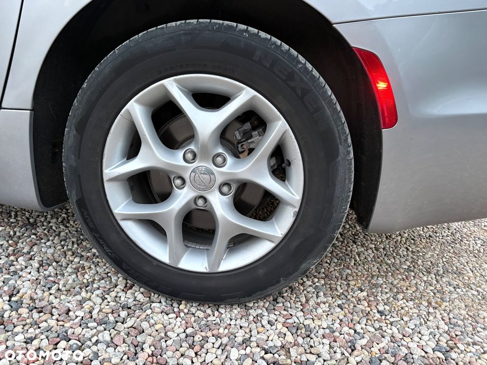 Chrysler Pacifica - 11