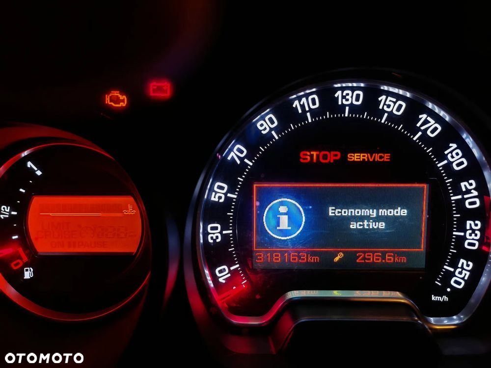 Citroën C5 2.0 16V Exclusive - 26