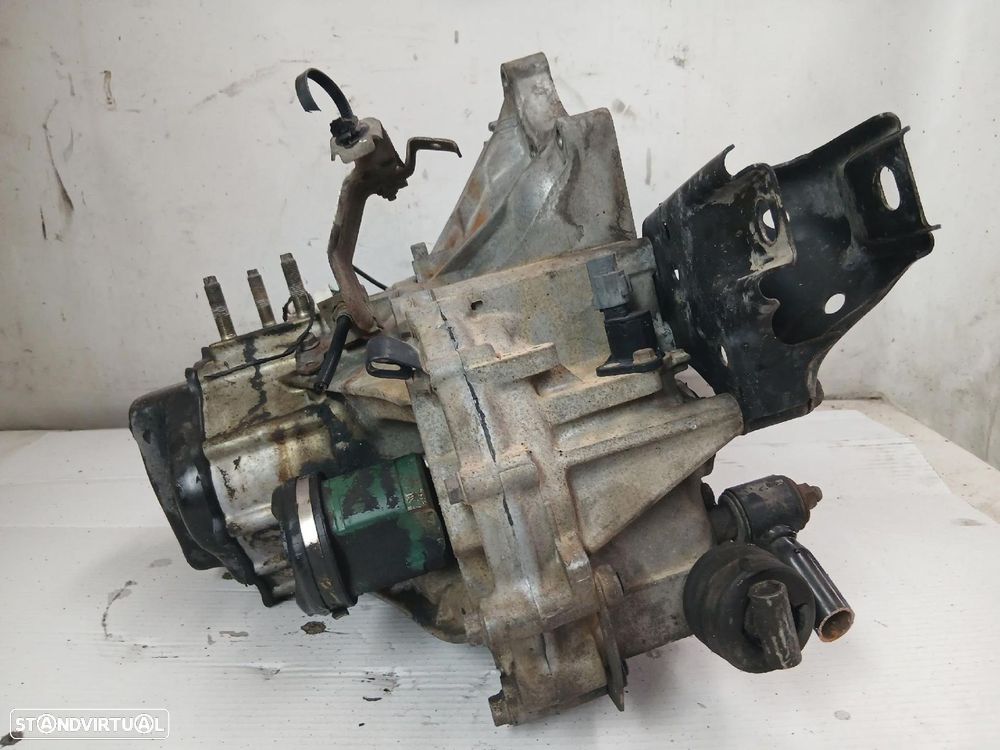 Caixa de velocidades manual MAZDA 323 F V (BA) - 3