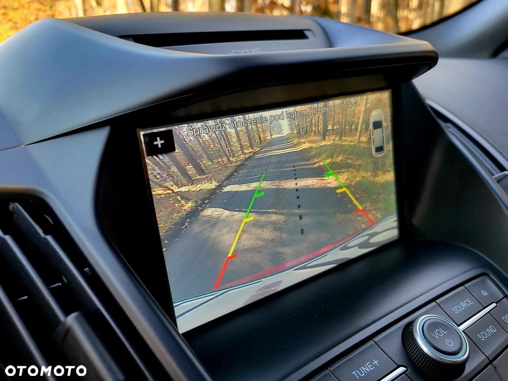 Ford Kuga 1.5 EcoBoost 2x4 ST-Line - 12