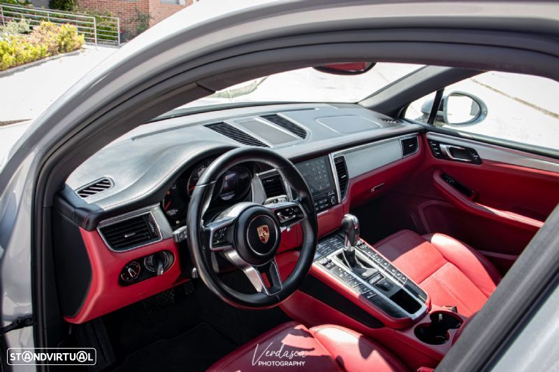 Porsche Macan Standard - 38
