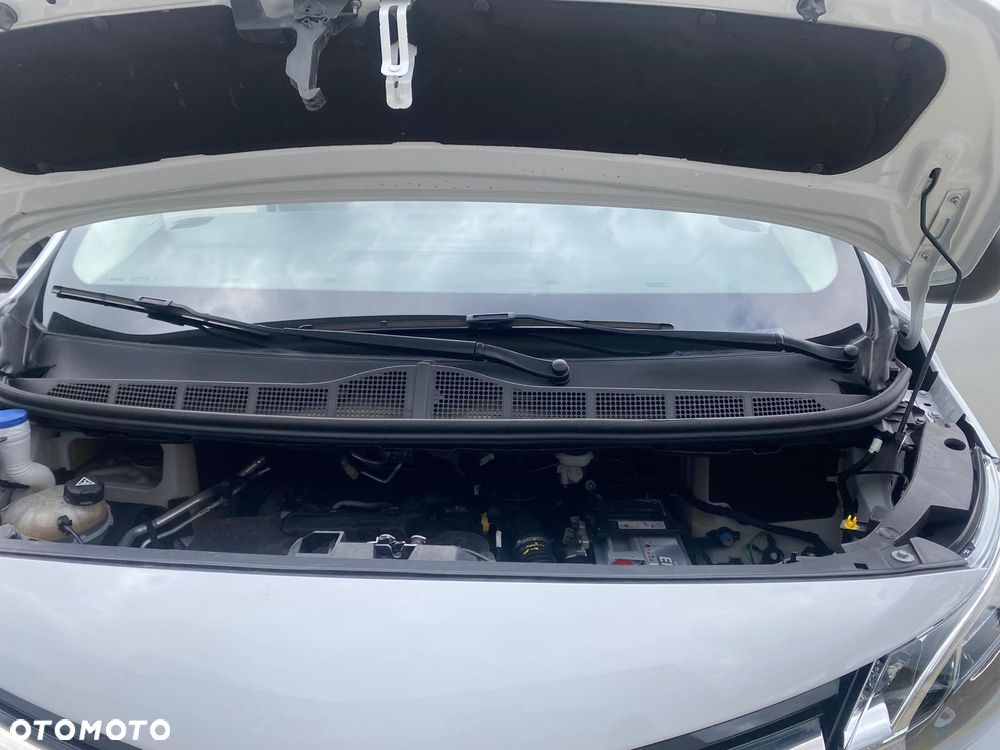 Toyota Proace Long Comfort 2.0 D-4D 145 KM - 29