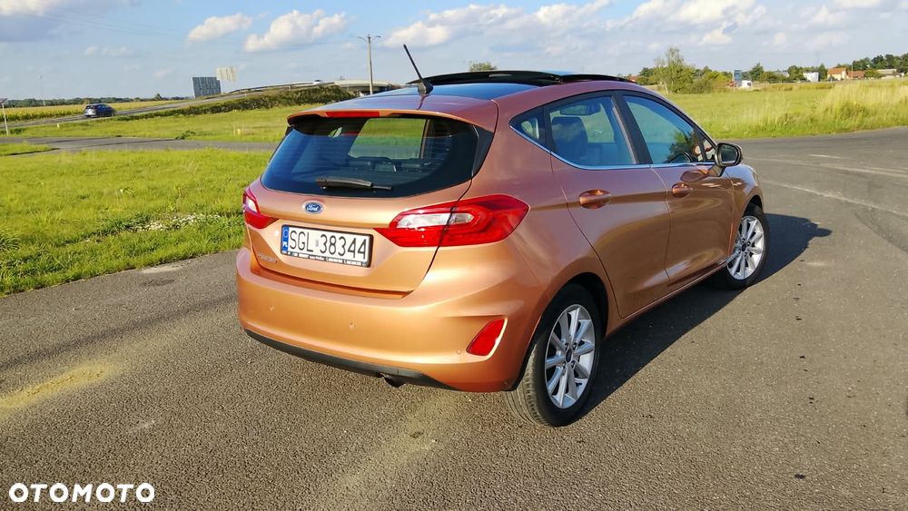 Ford Fiesta 1.0 EcoBoost S&S TITANIUM - 9