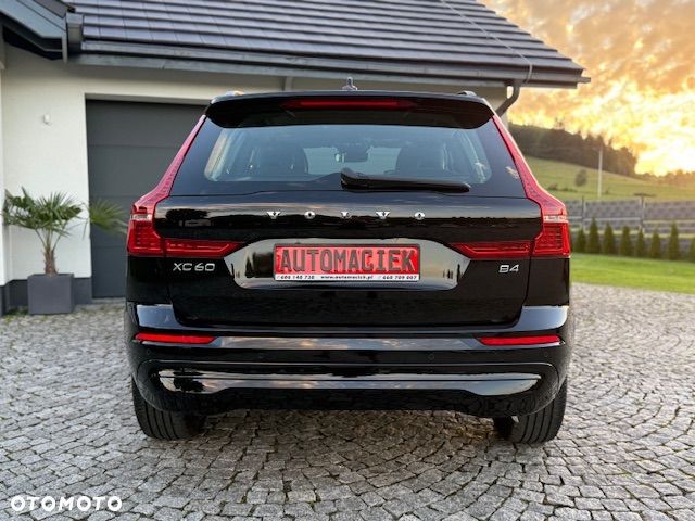 Volvo XC 60 B4 D Geartronic Momentum Pro - 10