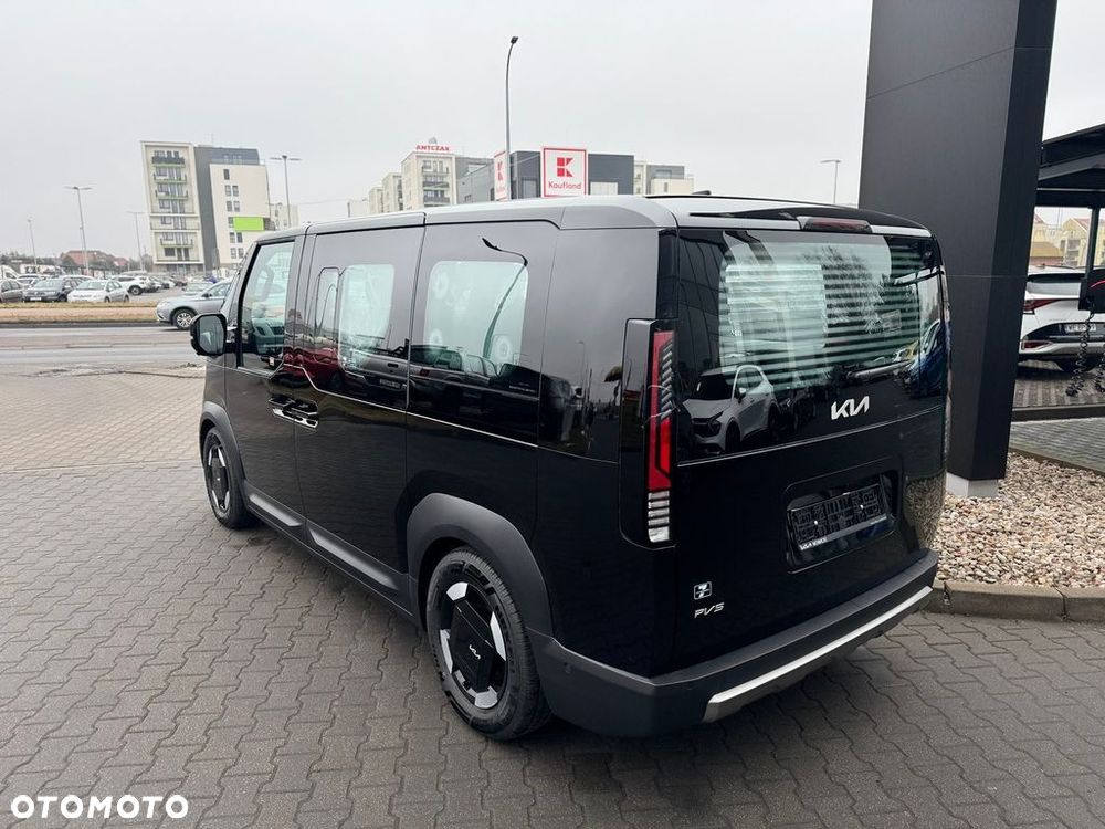 Kia PV5 - 4
