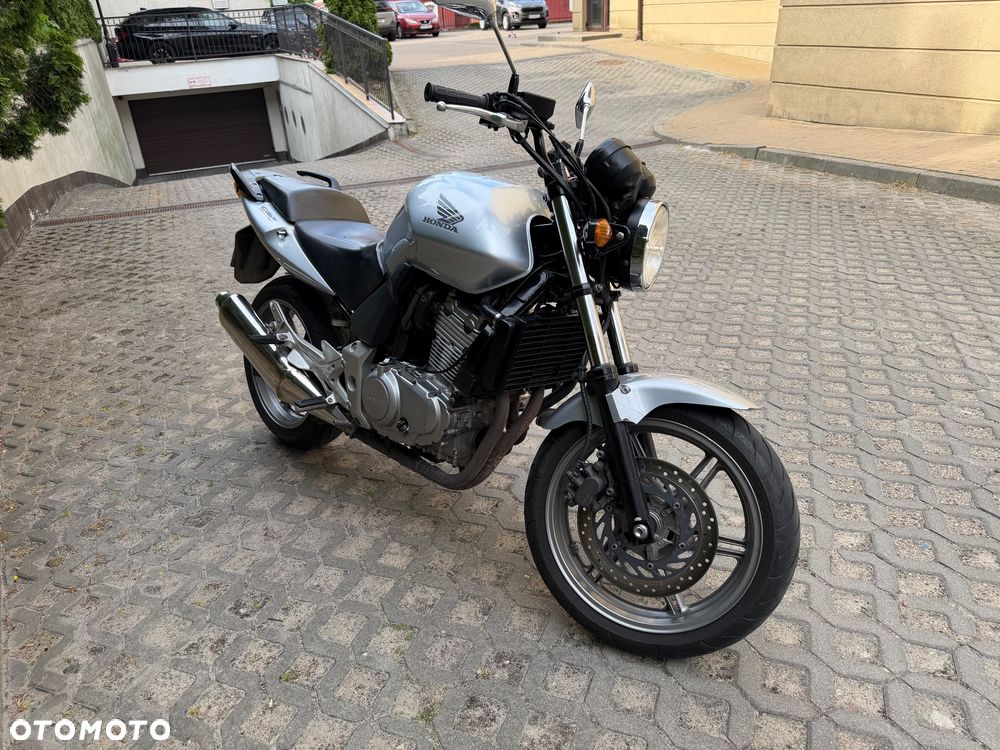 Honda CBF - 2