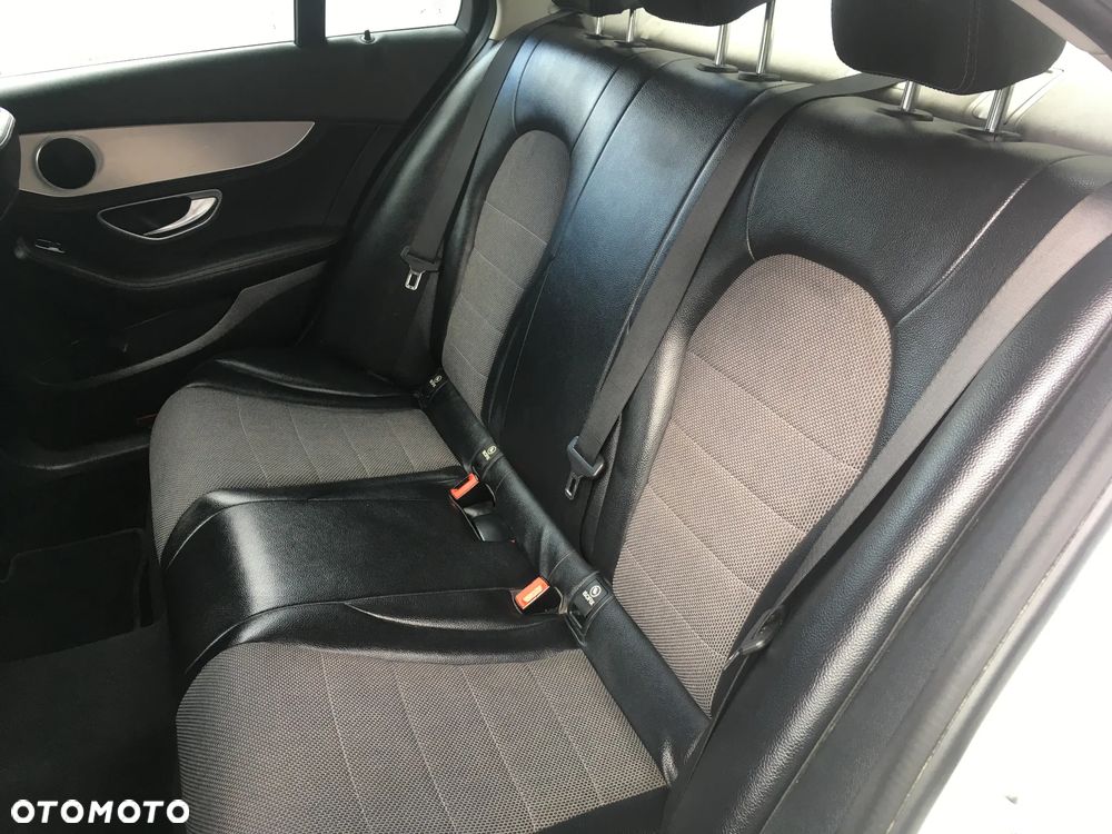 Mercedes-Benz Klasa C 220 (BlueTEC) d 7G-TRONIC Avantgarde - 23