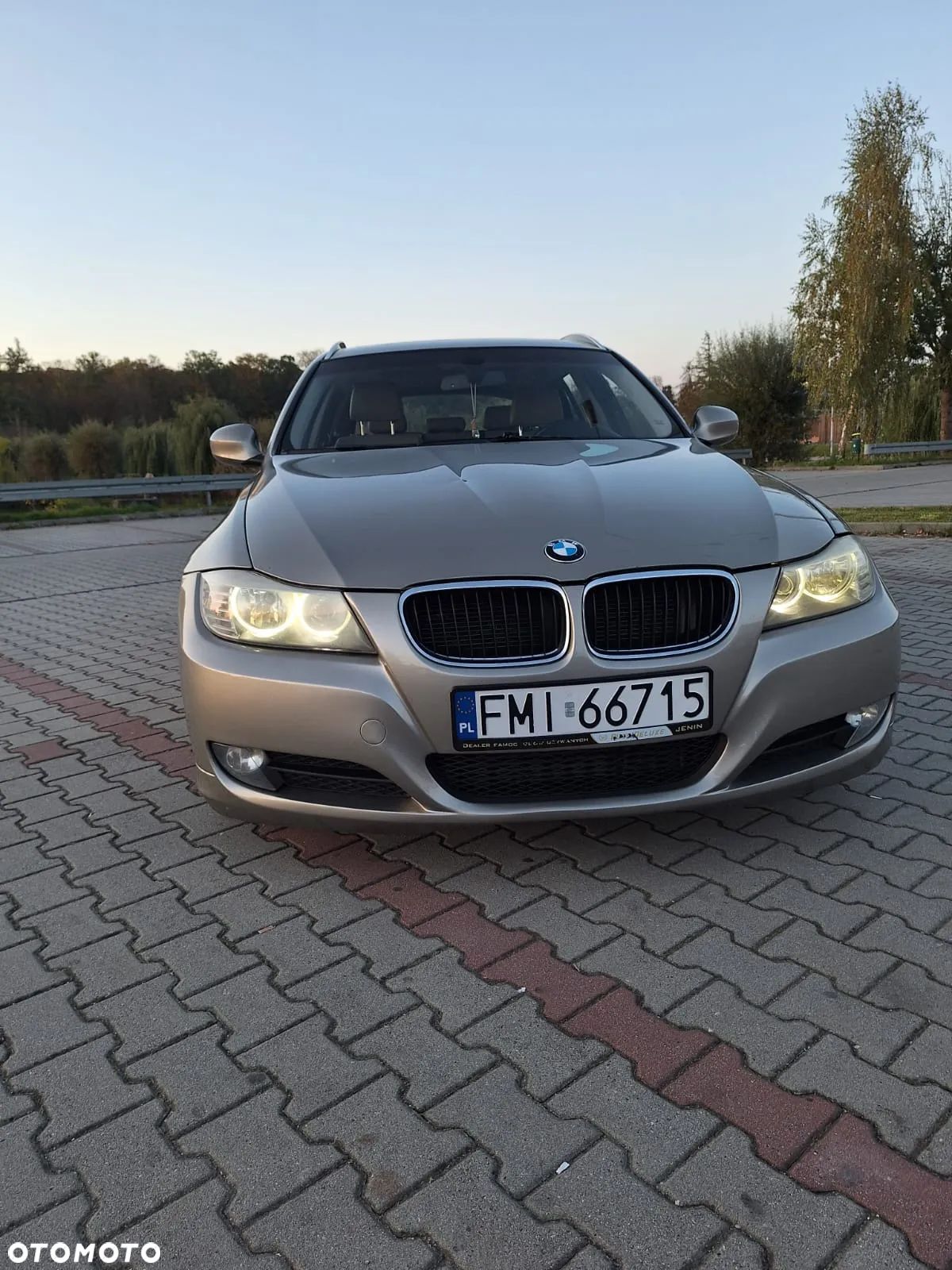 BMW Seria 3 - 1