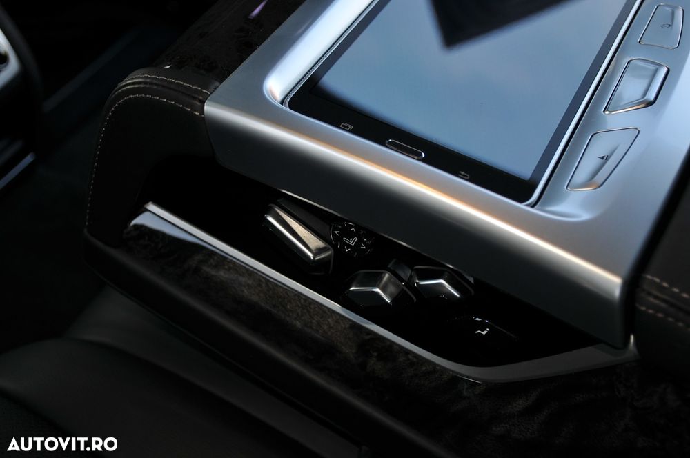 BMW Seria 7 740d xDrive - 30