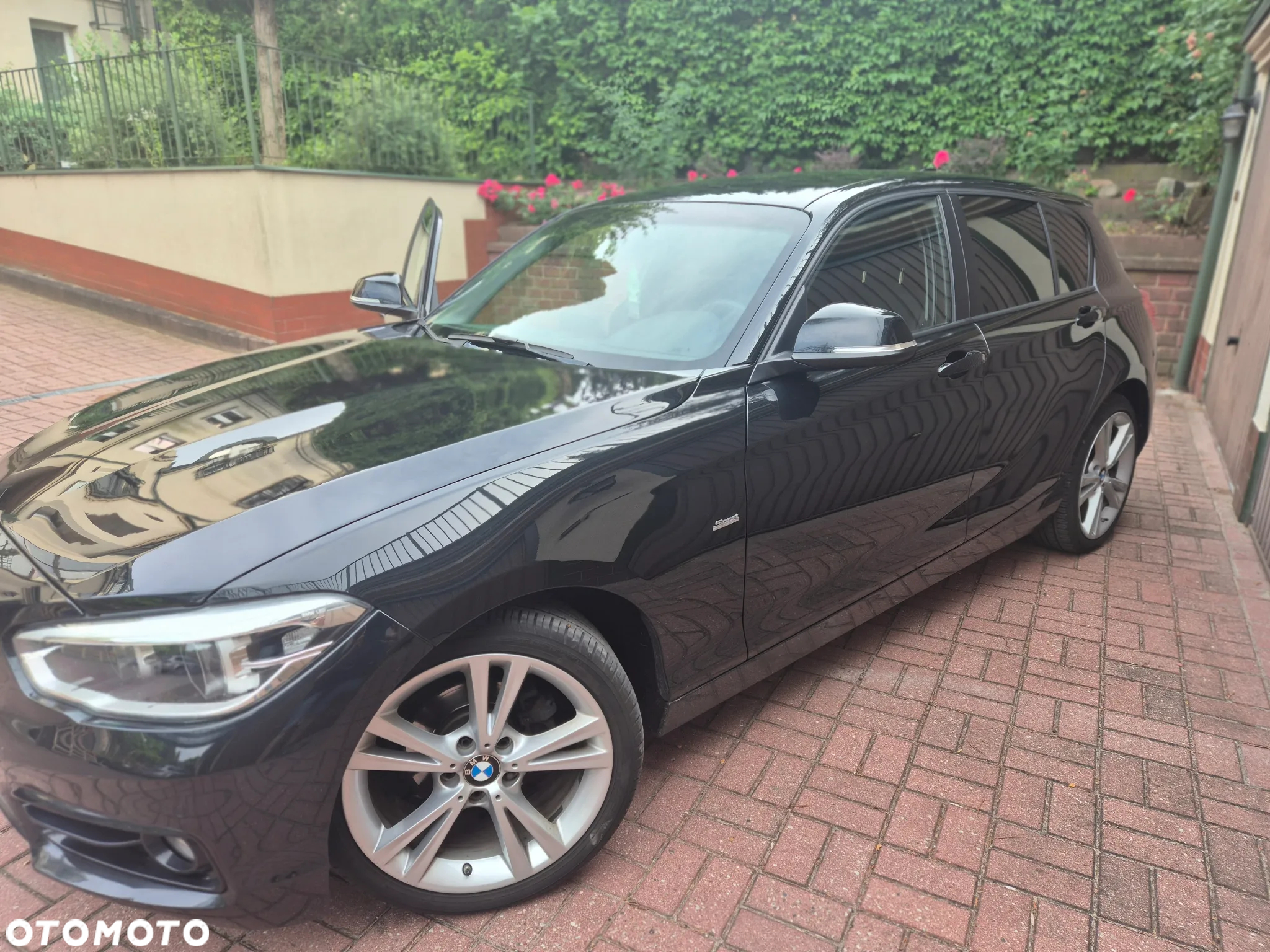 BMW Seria 1 118d Sport Line - 2