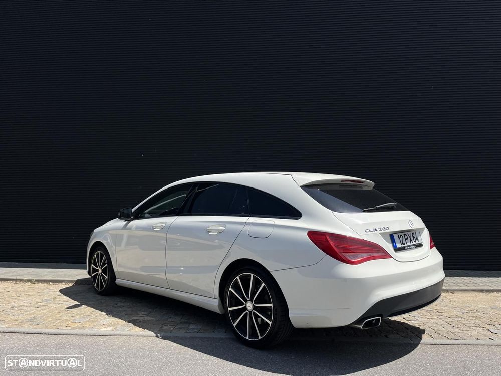 Mercedes-Benz CLA 200 d Shooting Brake Urban - 27