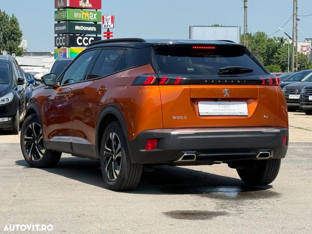 Peugeot 2008 PureTech 130 EAT8 GT Exclusive - 5