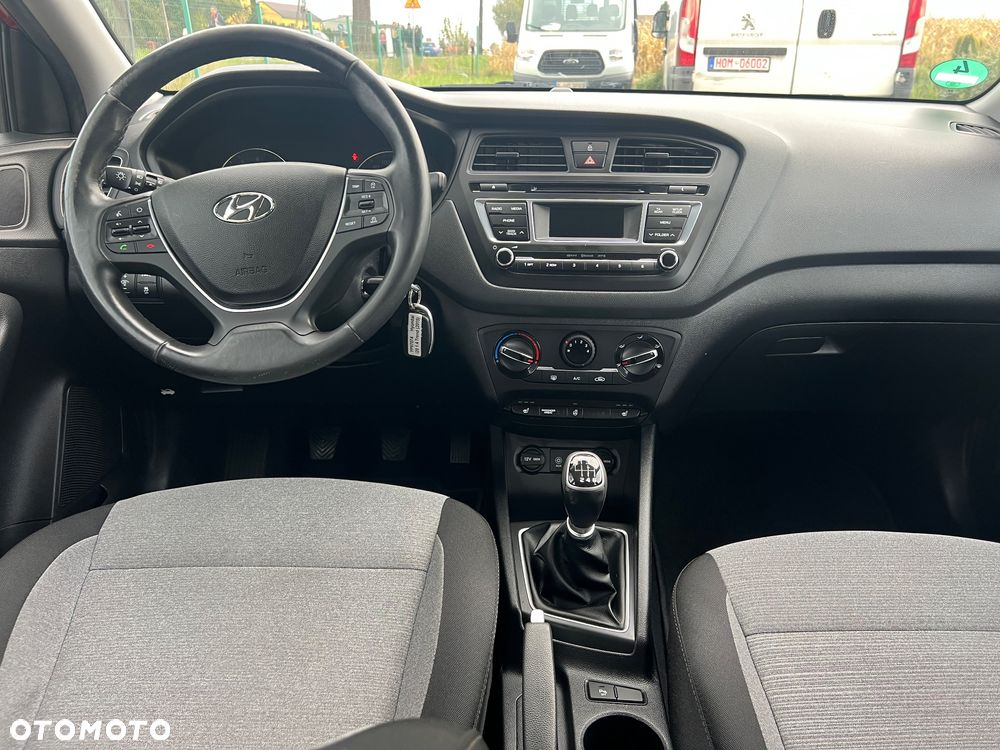 Hyundai i20 1.4 Trend - 7