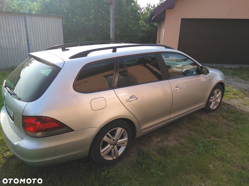 Volkswagen Golf 1.6 TDI Highline - 4