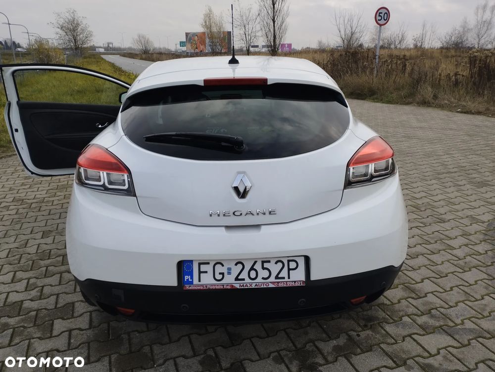 Renault Megane ENERGY TCe 115 Start & Stop Bose Edition - 14