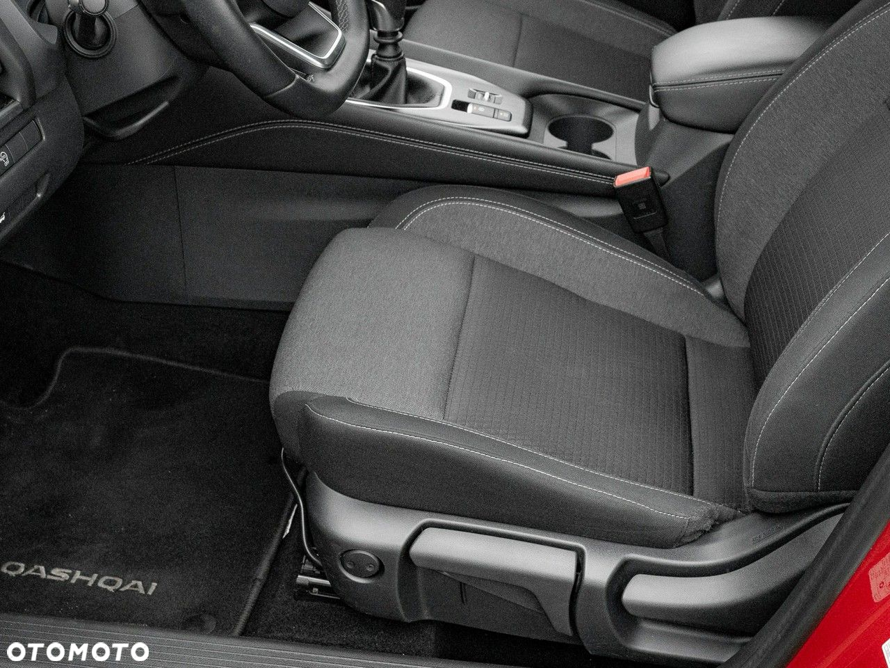 Nissan Qashqai - 14