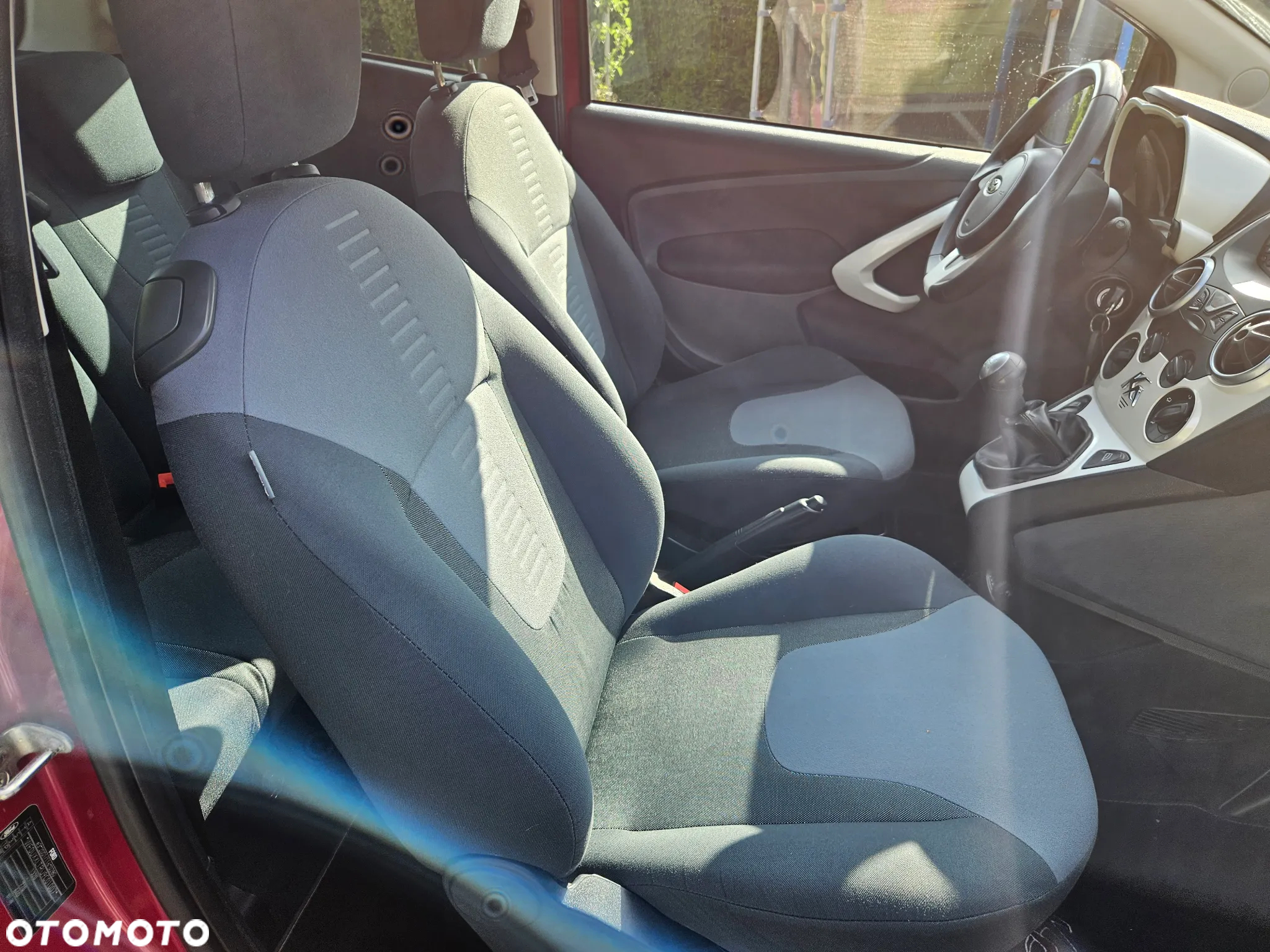 Ford KA 1.2 Titanium - 11