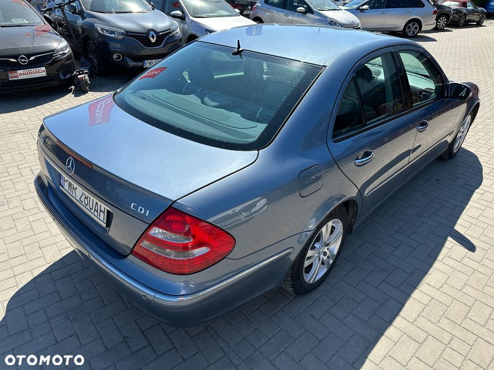 Mercedes-Benz Klasa E - 33