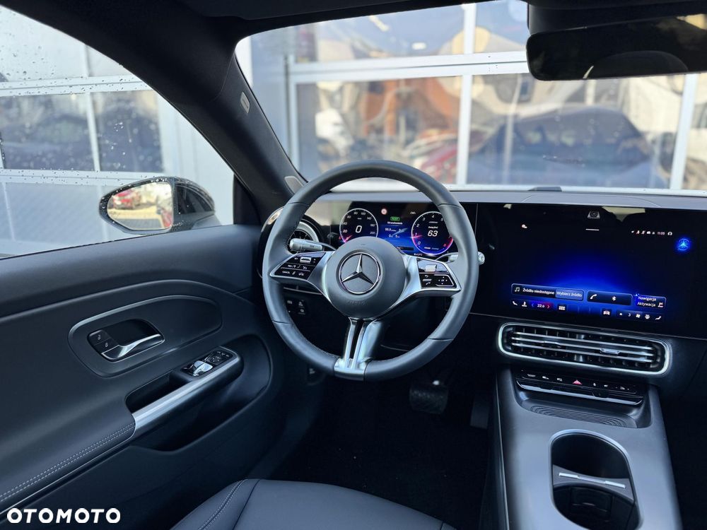 Mercedes-Benz CLA 180 mHEV 8G-DCT - 14