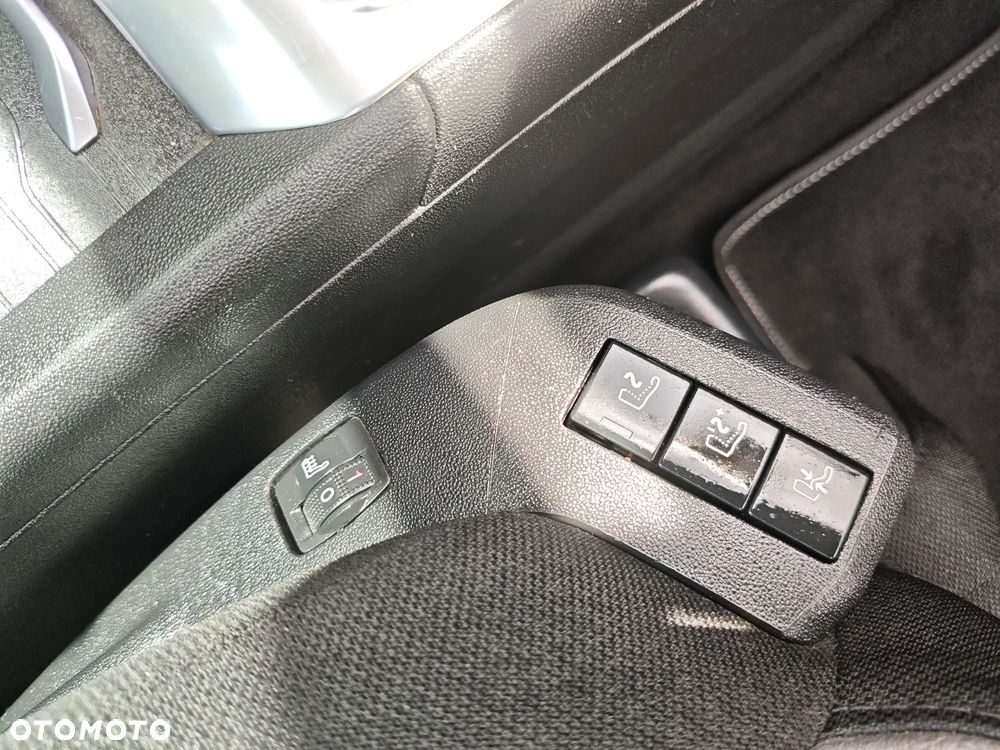 Citroën C4 Picasso BlueHDi 120 Exclusive - 23