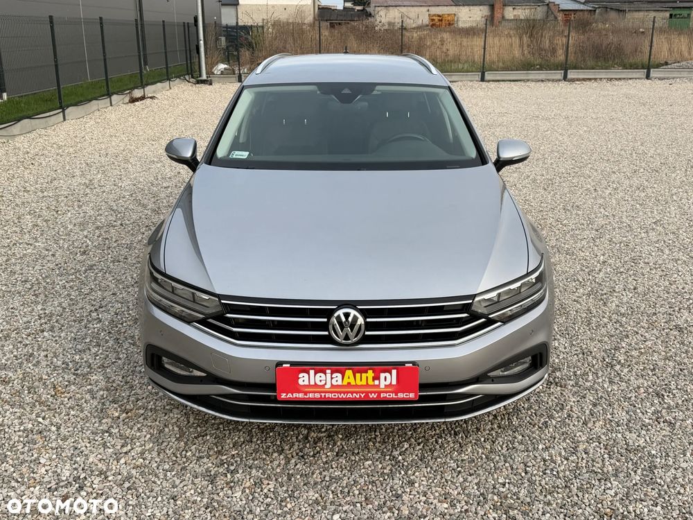 Volkswagen Passat 2.0 TDI Elegance DSG - 9