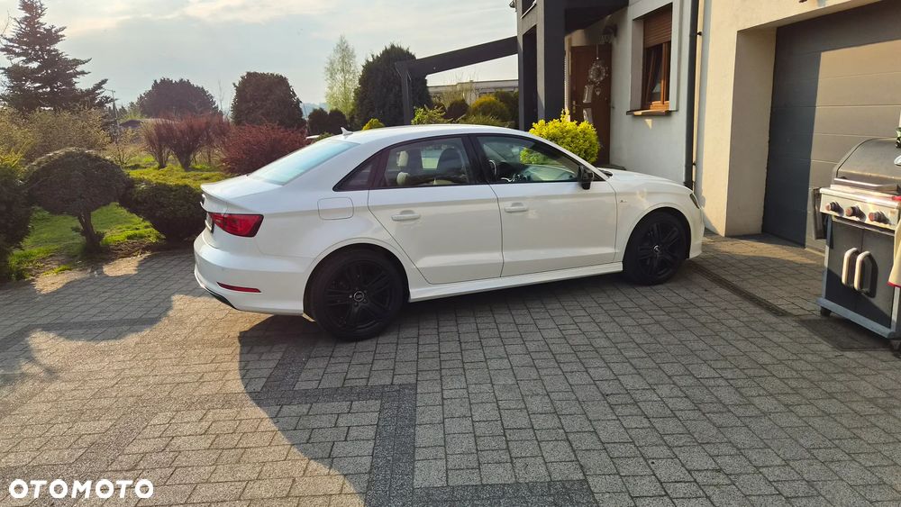 Audi A3 Limousine 1.4 TFSI Edycja specjalna - 4