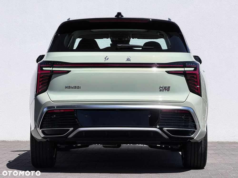 Hongqi HS3 - 13
