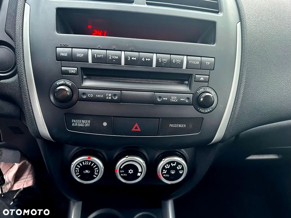 Mitsubishi ASX 1.6 Inform - 14