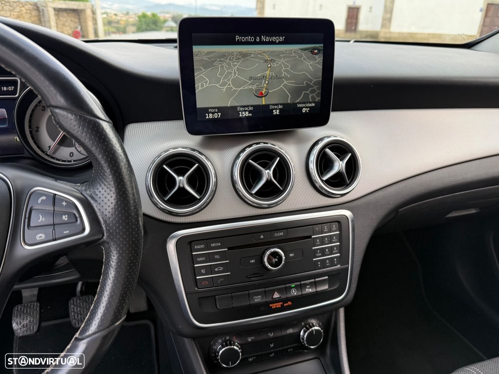 Mercedes-Benz GLA 180 d Style - 13