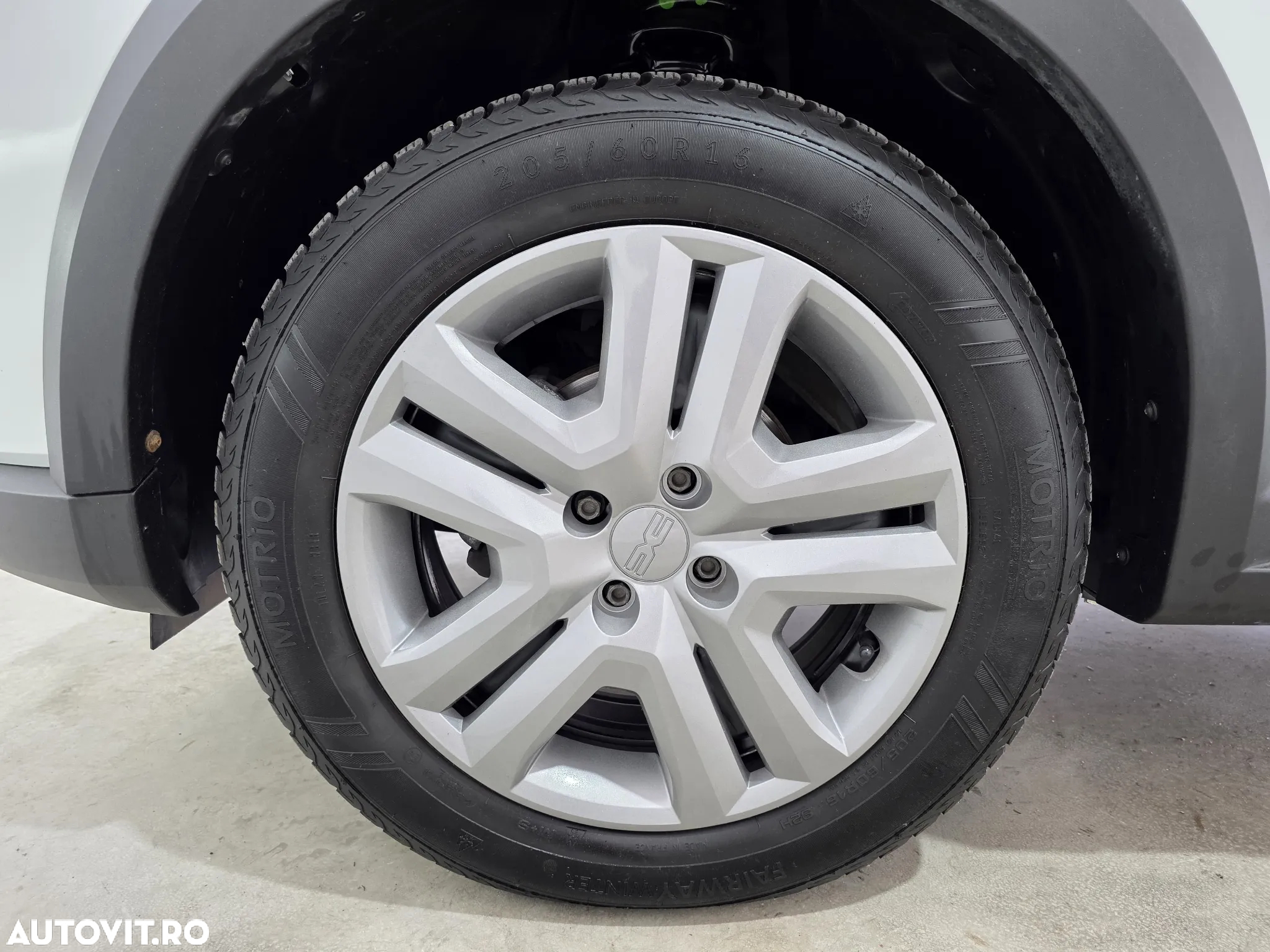 Dacia Sandero Stepway TCe 90 MT6 Comfort - 11