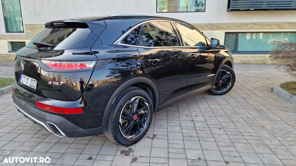 DS Automobiles DS 7 Crossback - 11